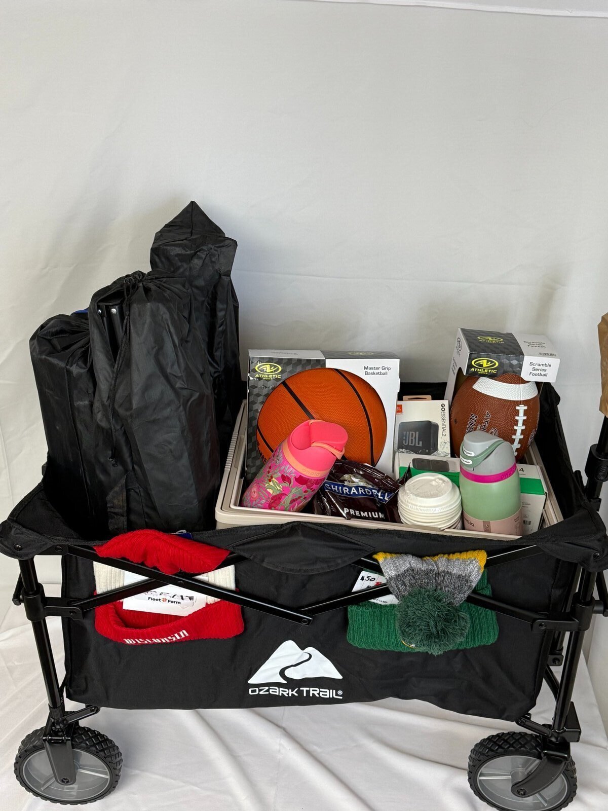 Image: 4th Grade - Outdoor Wagon of Fun